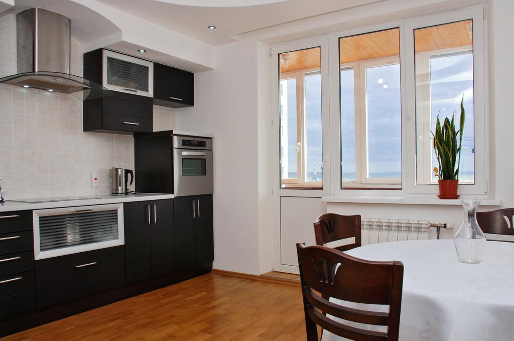 Kiev Pozniaky Apartment Værelse billede